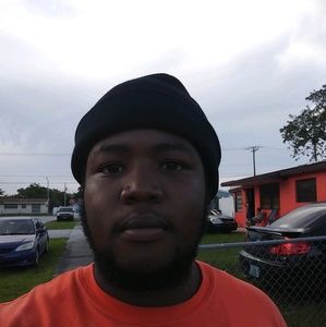 Meet your Posher, Carl